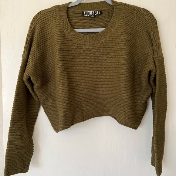 Olive green cropped sweater - Picture 1 of 3